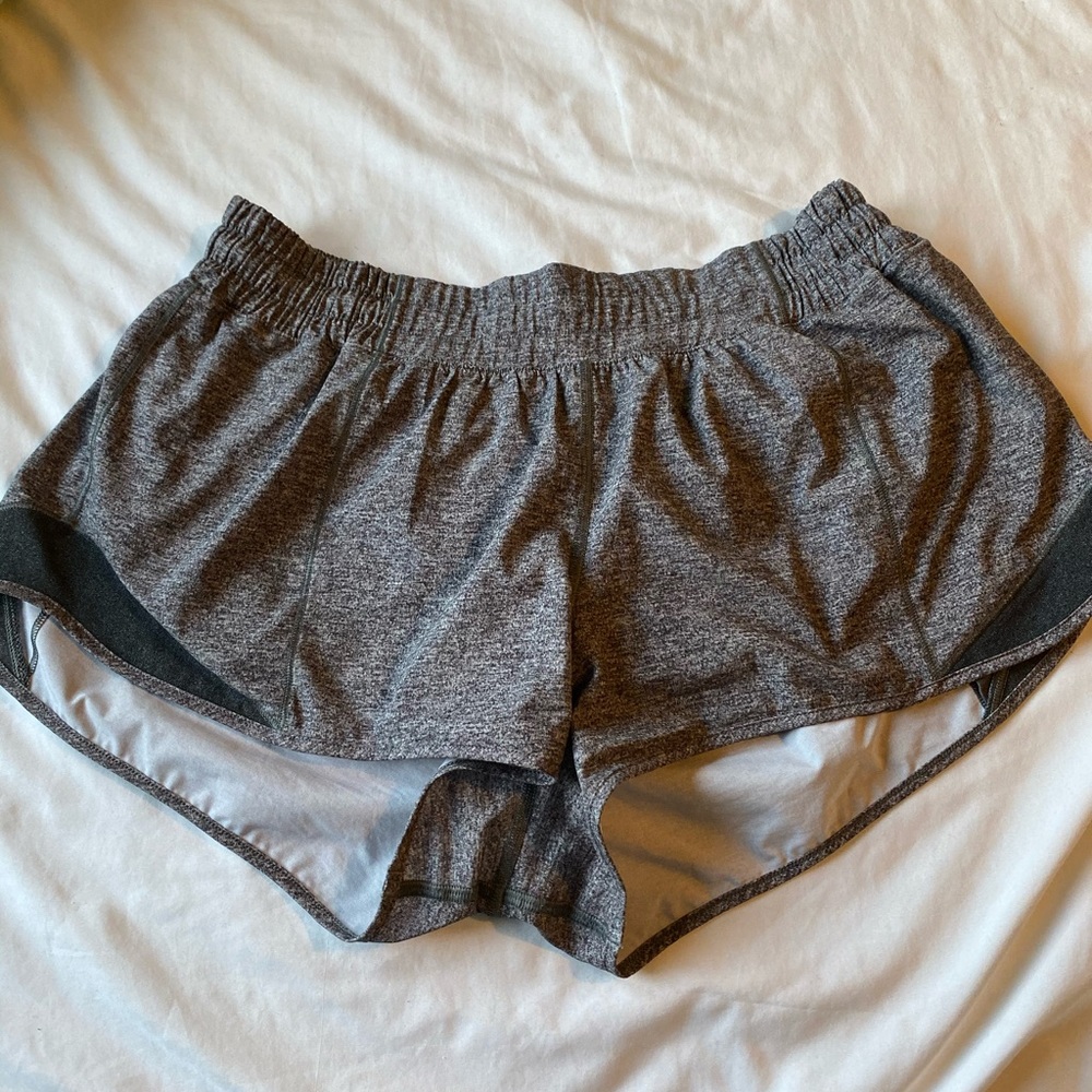 Lululemon Hotty Hot shorts,2.5” inseam
